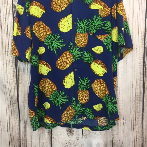 Me s 28 Palms Pineapple Hawaiian Shirt - Picture 3 of 8